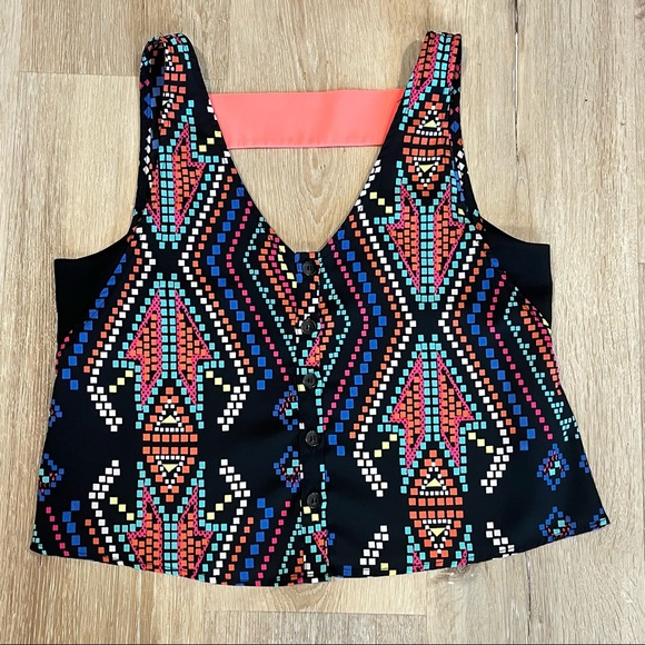 Xhilaration Geometric Aztec Cropped Tank - Picture 3 of 6